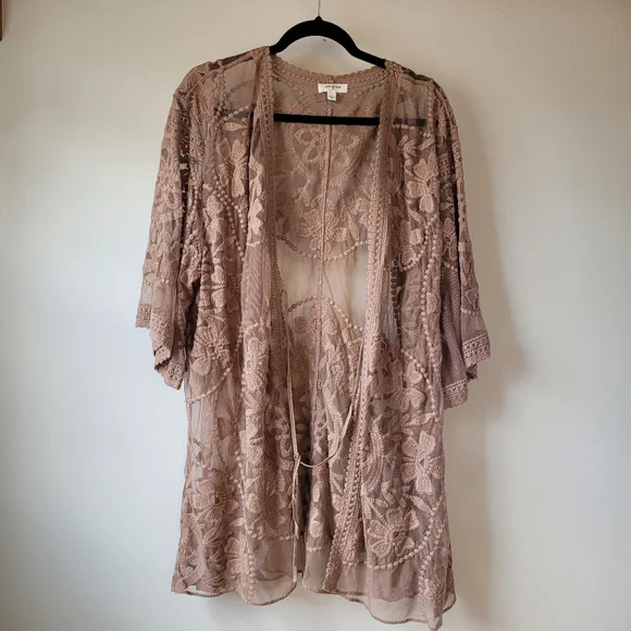 UMGEE Oh Sweet Lace! Mocha Floral Lace Open Front Kimono with Waist Tie - Picture 3 of 10